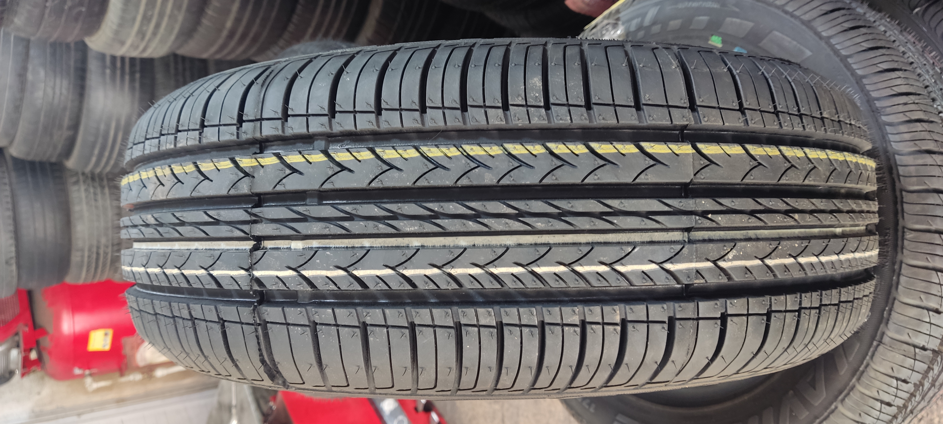 لاستیک کویر تایر 185/60R14 مدل kb88 تاریخ 2026
